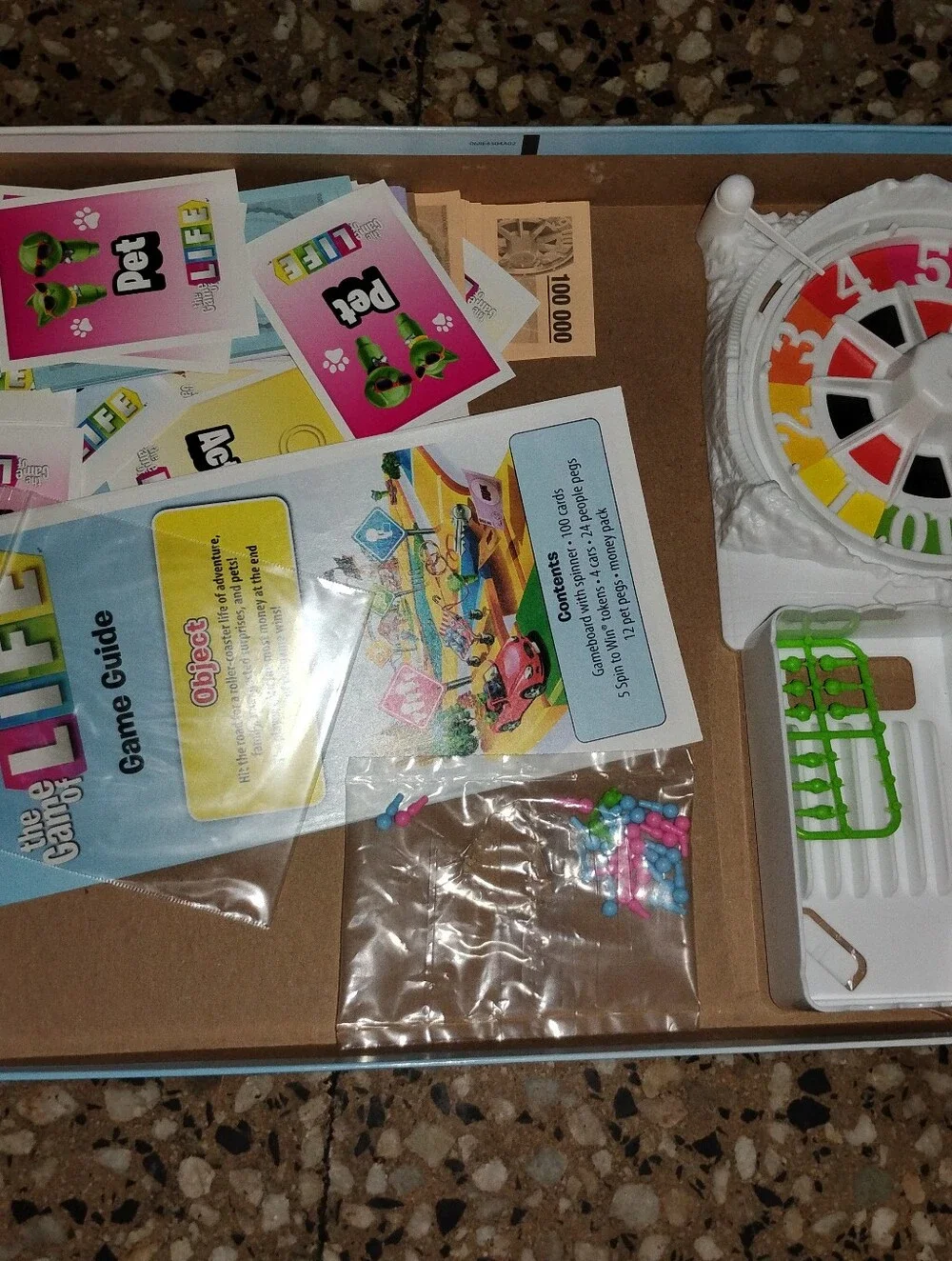 Hasbro The Game of Life Board Game - White, Pink, Yellow, Blue, Green